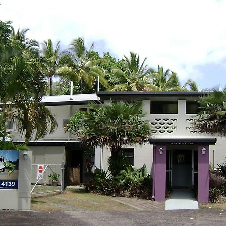 Bramston Beach Motel Exterior photo